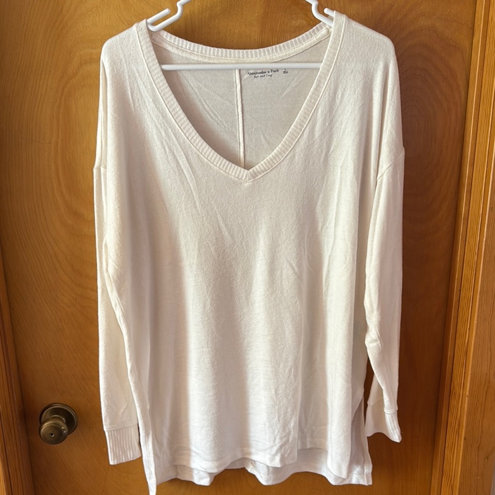 A&F Women's Cream V-Neck Top